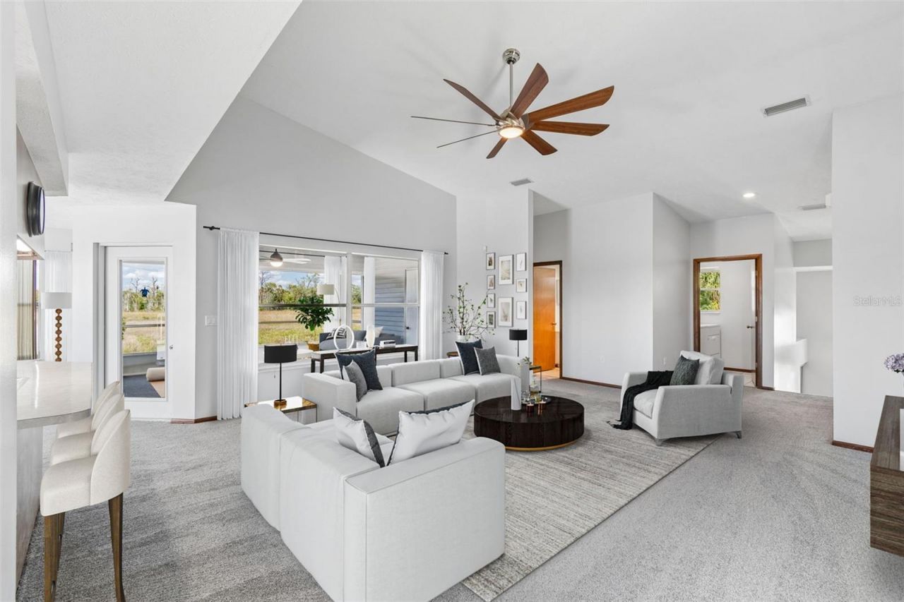 5247 Tropical Point , Weeki Wachee, FL 34607 Photo