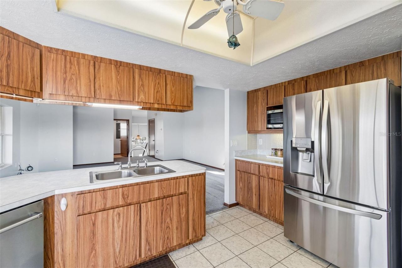 5247 Tropical Point , Weeki Wachee, FL 34607 Photo