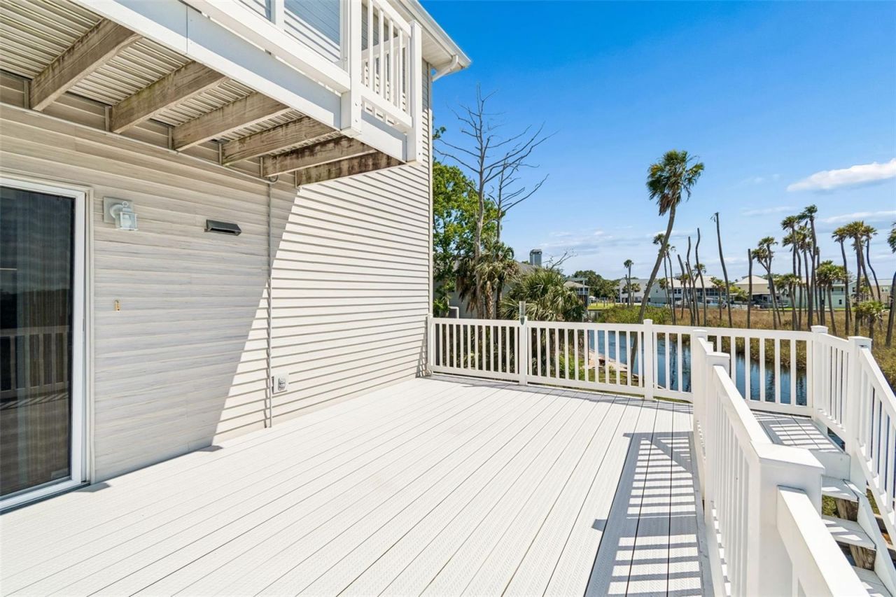 5247 Tropical Point , Weeki Wachee, FL 34607 Photo