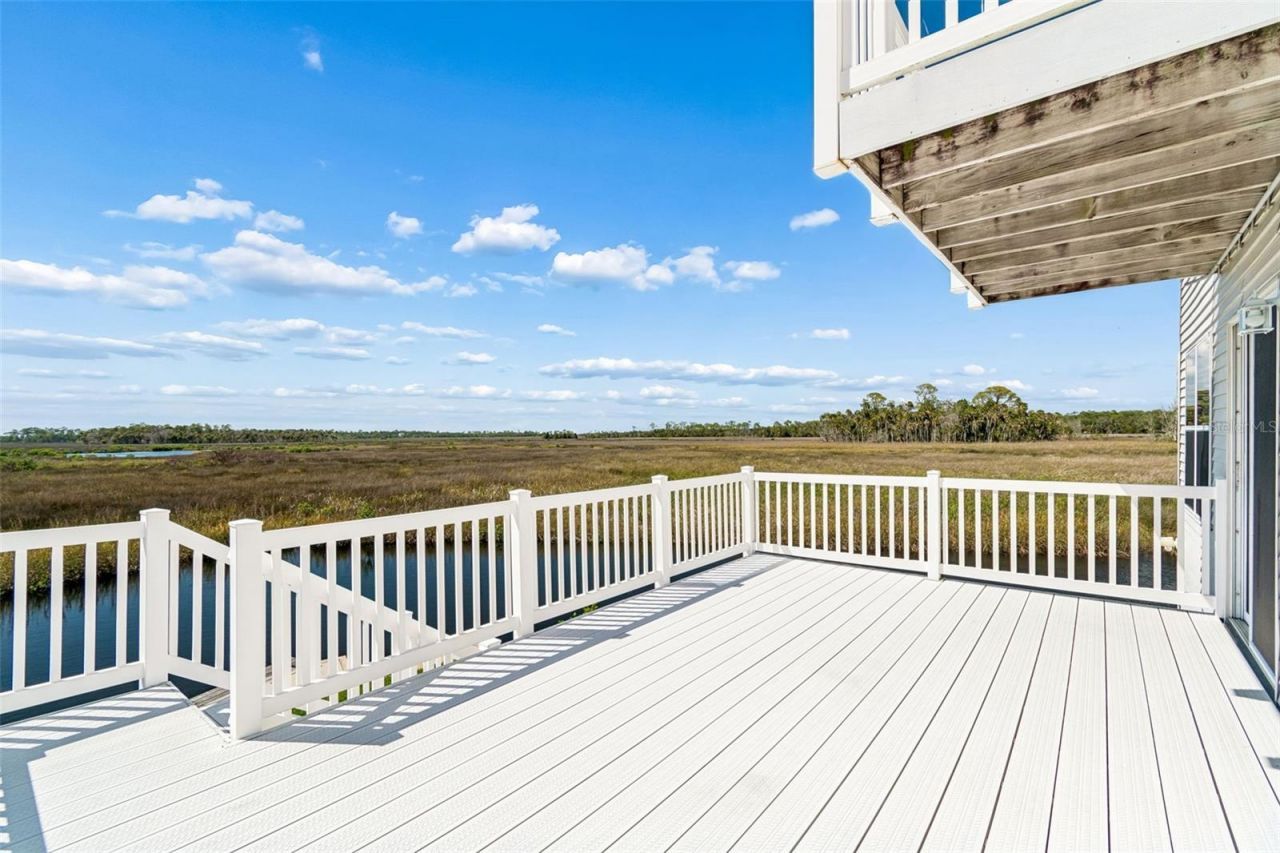 5247 Tropical Point , Weeki Wachee, FL 34607 Photo
