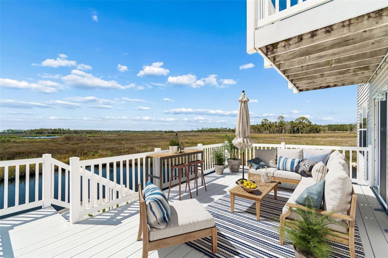 5247 Tropical Point , Weeki Wachee, FL 34607 Photo