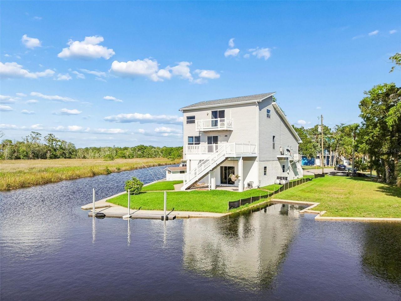 5247 Tropical Point , Weeki Wachee, FL 34607 Photo