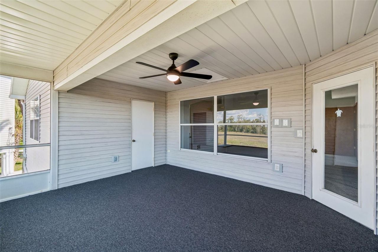 5247 Tropical Point , Weeki Wachee, FL 34607 Photo