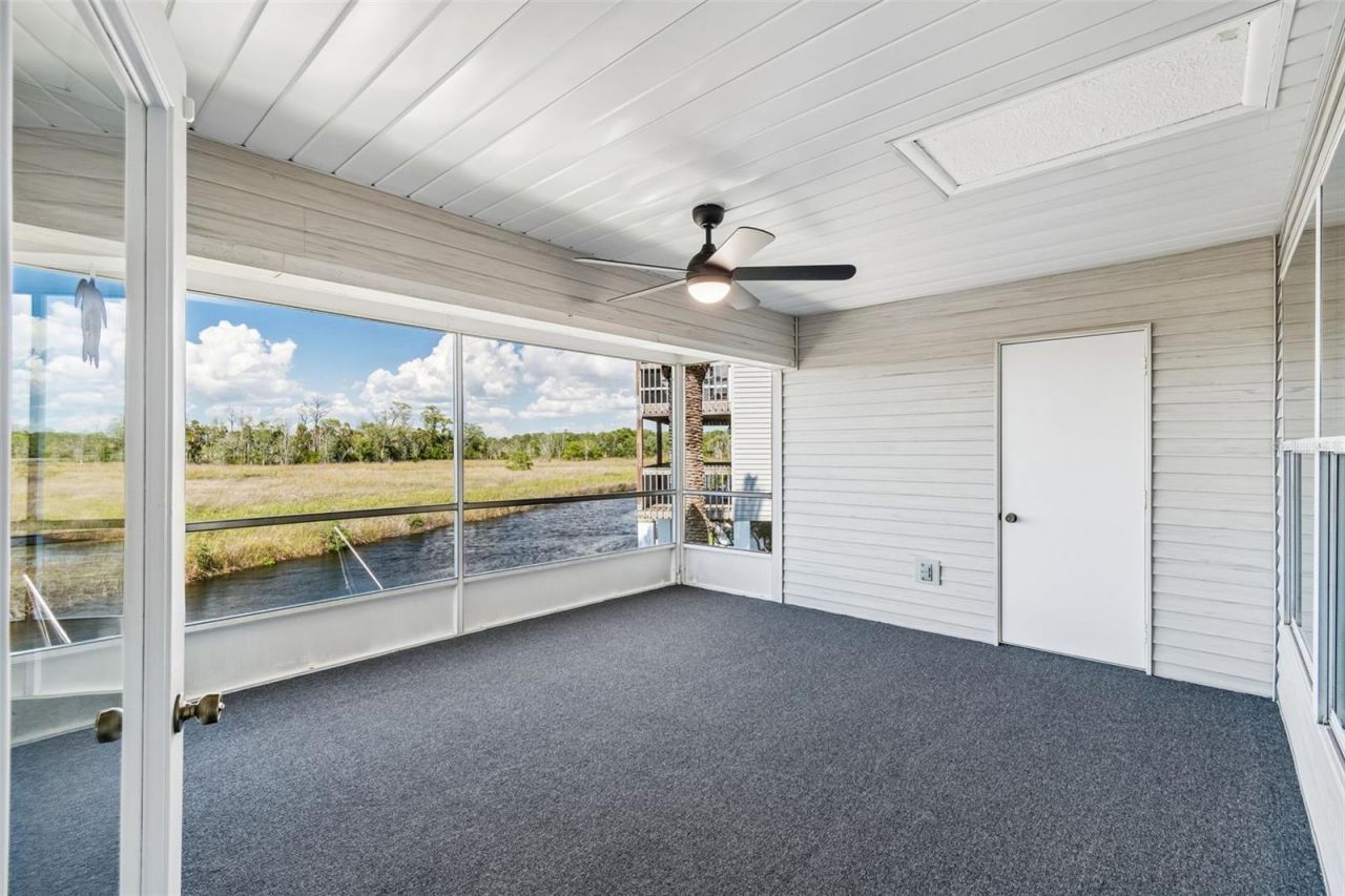5247 Tropical Point , Weeki Wachee, FL 34607 Photo