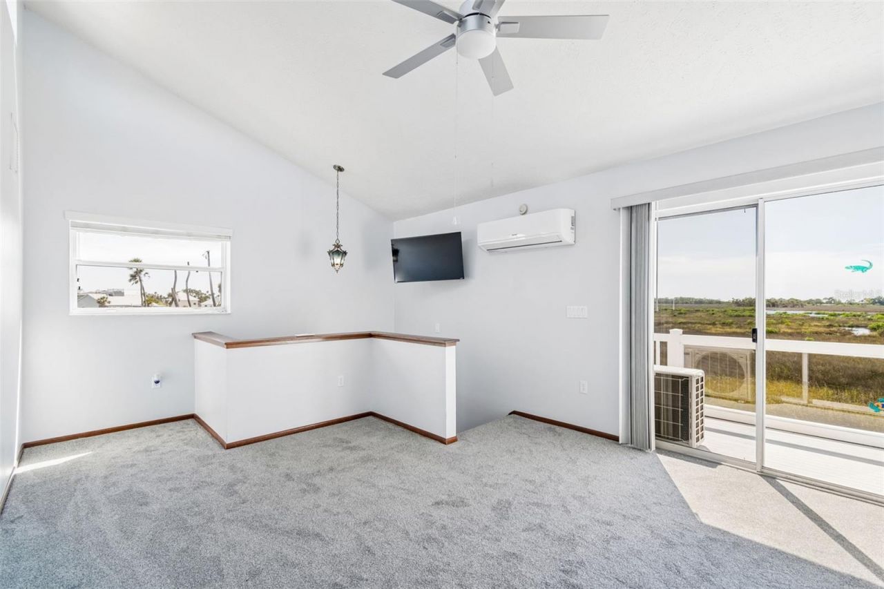 5247 Tropical Point , Weeki Wachee, FL 34607 Photo