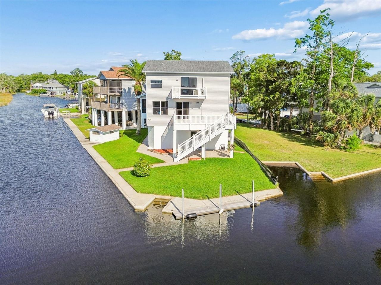 5247 Tropical Point , Weeki Wachee, FL 34607 Photo