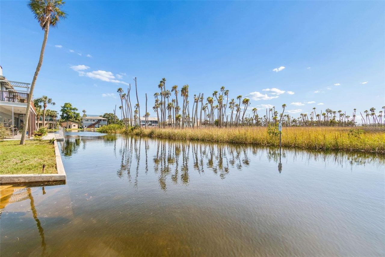 5247 Tropical Point , Weeki Wachee, FL 34607 Photo
