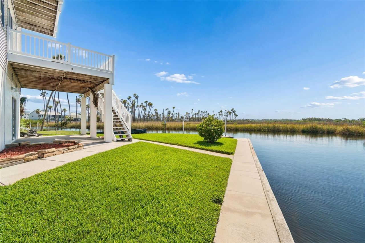 5247 Tropical Point , Weeki Wachee, FL 34607 Photo