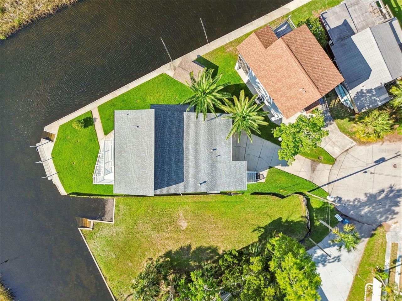 5247 Tropical Point , Weeki Wachee, FL 34607 Photo