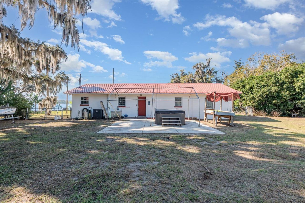 404 Grand Rondo E, Crescent City, FL 32112 Photo