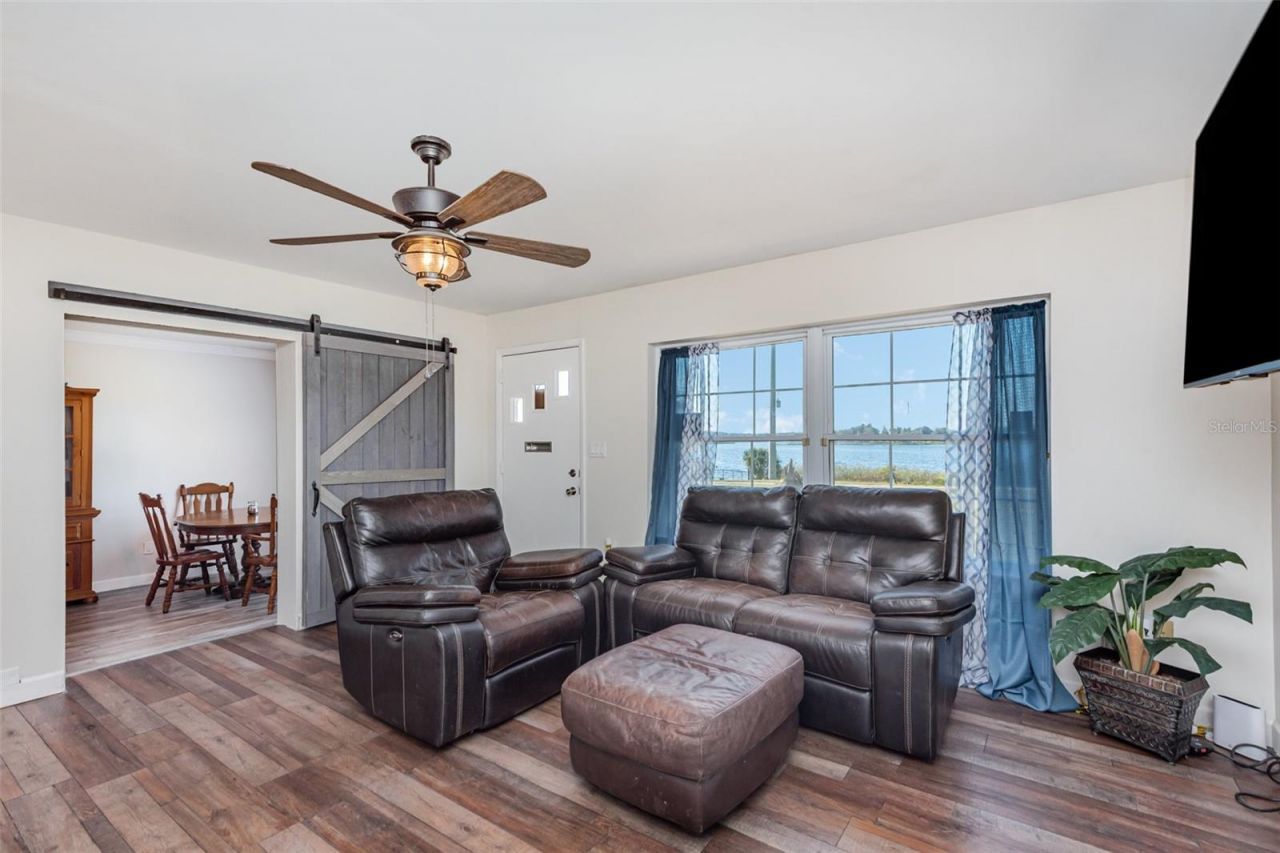 404 Grand Rondo E, Crescent City, FL 32112 Photo