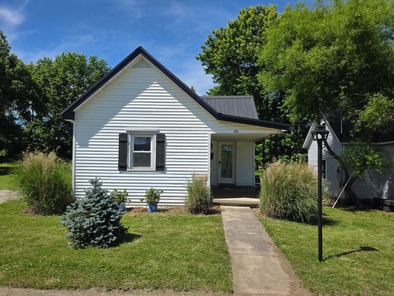 25 E 10th Street, Wellston, OH 45692 Photo 1