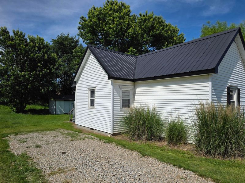 25 E 10th Street, Wellston, OH 45692 Photo 3