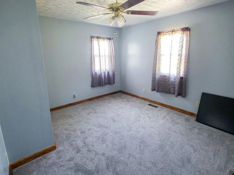 25 E 10th Street, Wellston, OH 45692 Photo 9