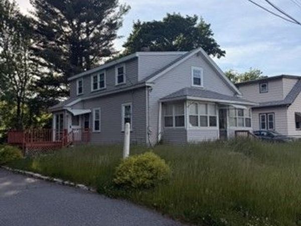 1 Eames Ave, Worcester, MA 01603