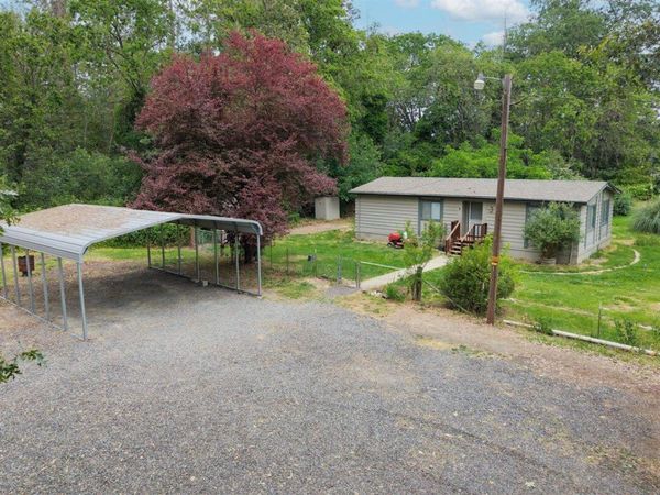 2812 Hartley Lane, Grants Pass, OR 97527