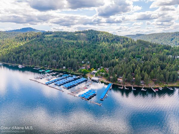 31 W Conkling Park Dr , Worley, ID 83876
