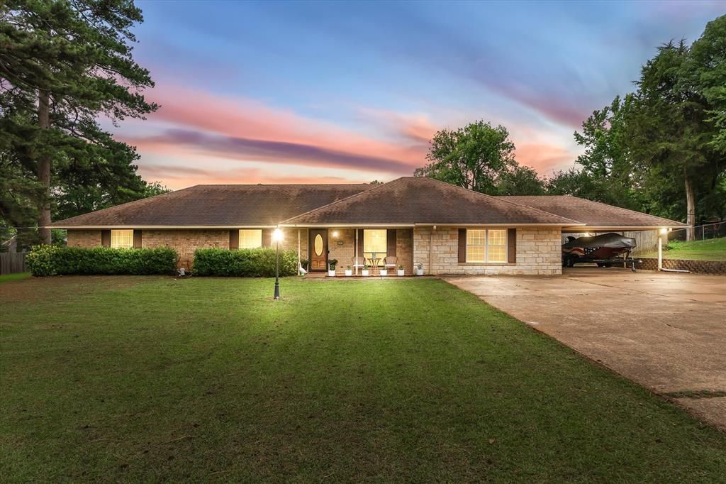 2203 Woodbine Drive , Gladewater, TX 75647 Main Photo
