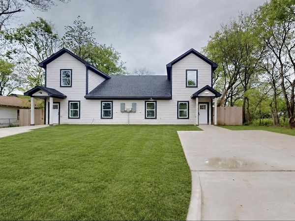 1213 Mill Street , Unit A & B, Gainesville, TX 76240