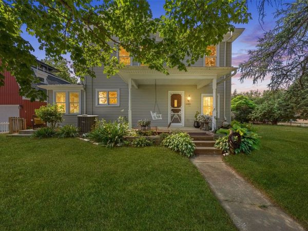 3263 Rohret Rd, Iowa City, IA 52246