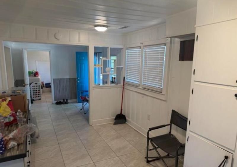 100 Jackson St.  Photo 10