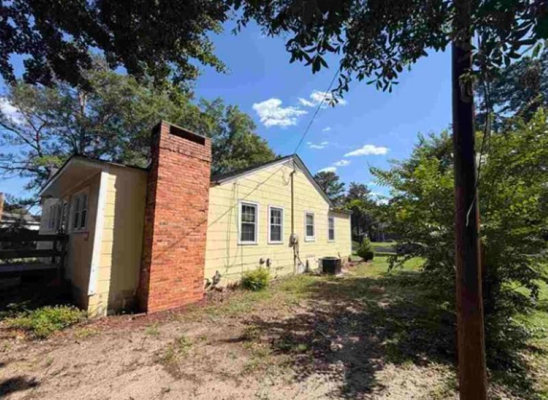 100 Jackson St.  Photo 20