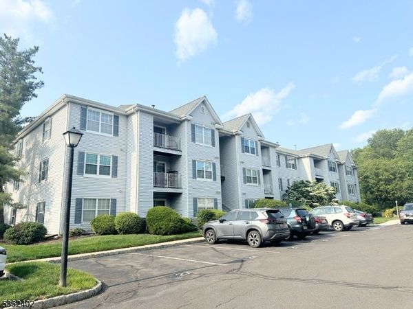 214 Stratford Pl, Bridgewater, NJ 08805