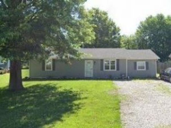 505 N Olive Street, Holden, MO 64040