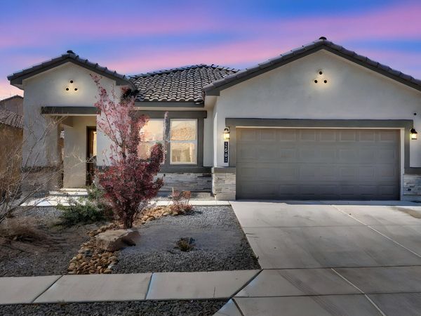 1861 Tesoro Loop NW, Los Lunas, NM 87031
