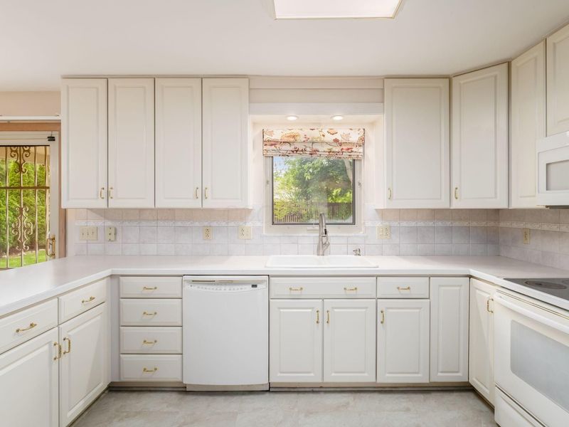 3057 Brandon Road, Columbus, OH 43221 Photo 12