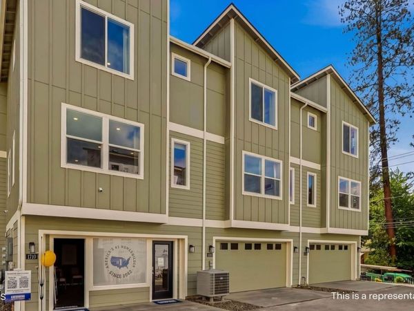 1129 W Pinewood Loop , Coeur d'Alene, ID 83814