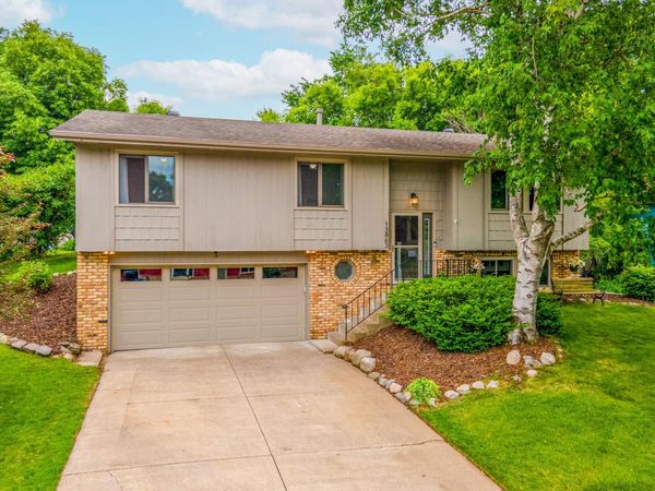 13863 62nd Avenue N, Maple Grove, MN 55311