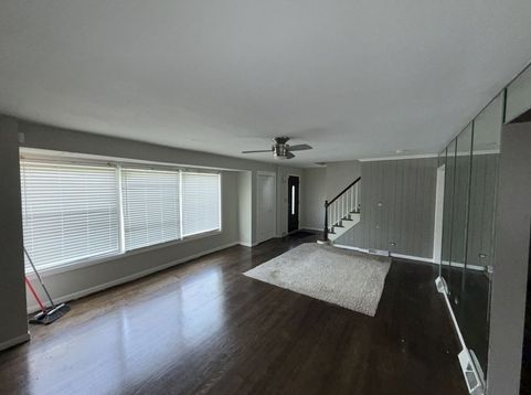 Main Photo