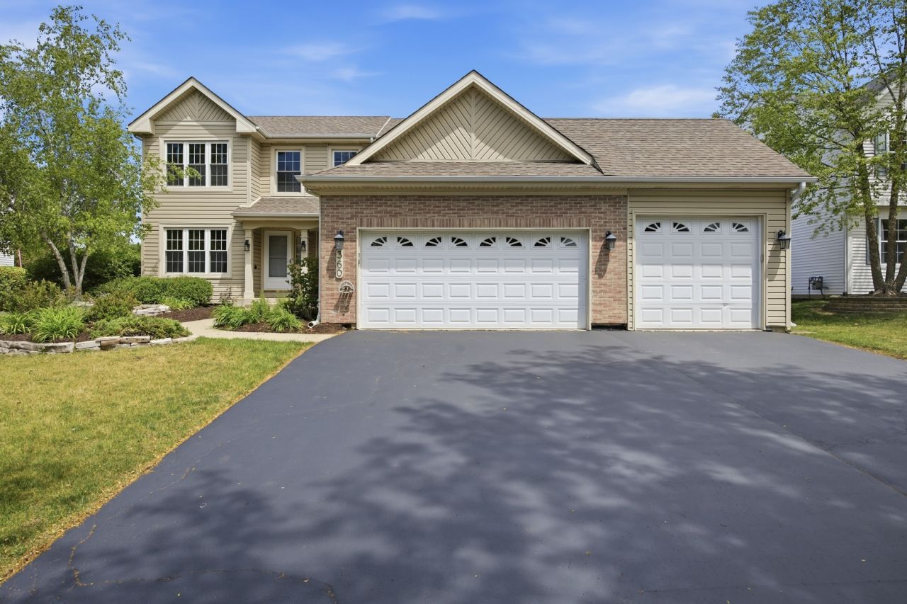 360 Winding Canyon Way , Algonquin, IL 60102