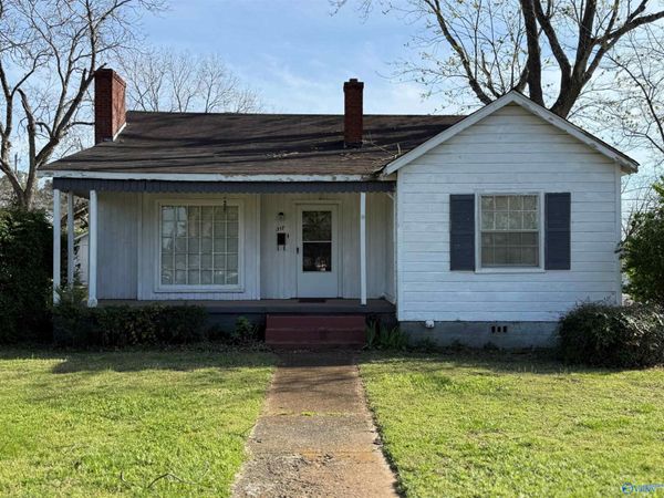 317 Longwood Drive, Huntsville, AL 35801