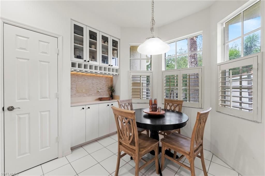 9670 Village View Blvd, Unit 201, Bonita Springs, FL 34135 Photo