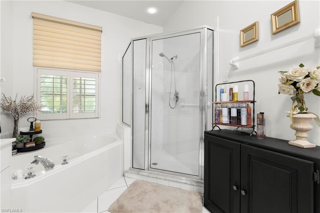 9670 Village View Blvd, Unit 201, Bonita Springs, FL 34135 Photo