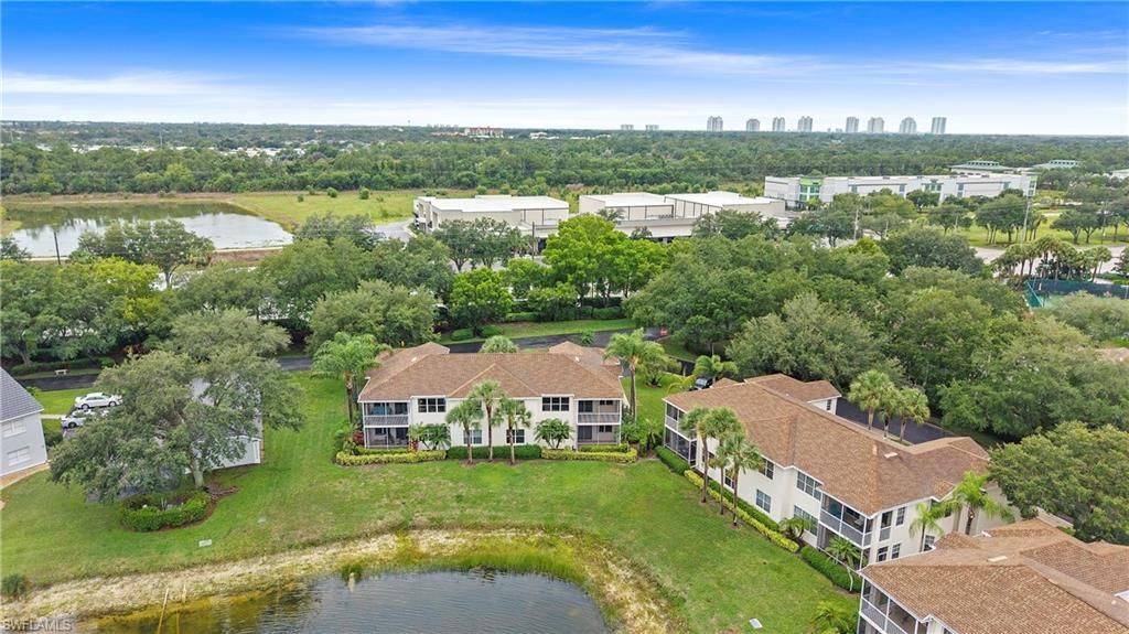 9670 Village View Blvd, Unit 201, Bonita Springs, FL 34135 Photo