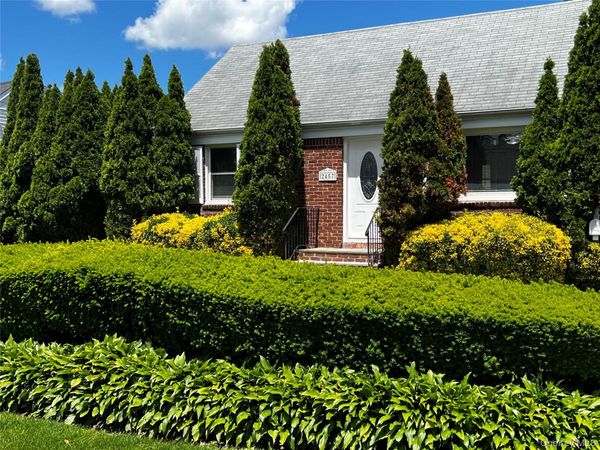 2457 4th Avenue , East Meadow, NY 11554