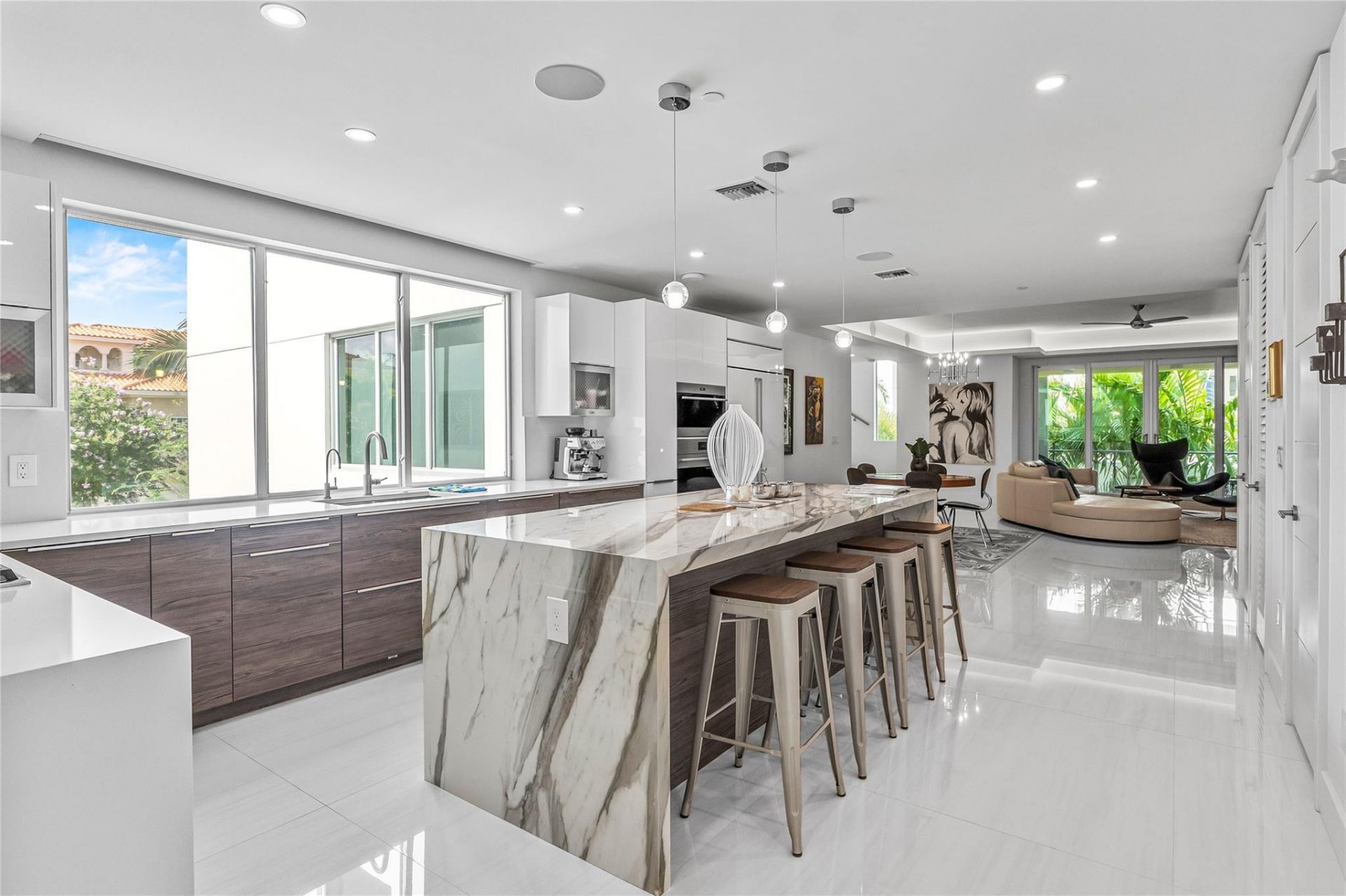 244 Garden Court, Unit 244, Lauderdale by the Sea, FL 33308 Photo