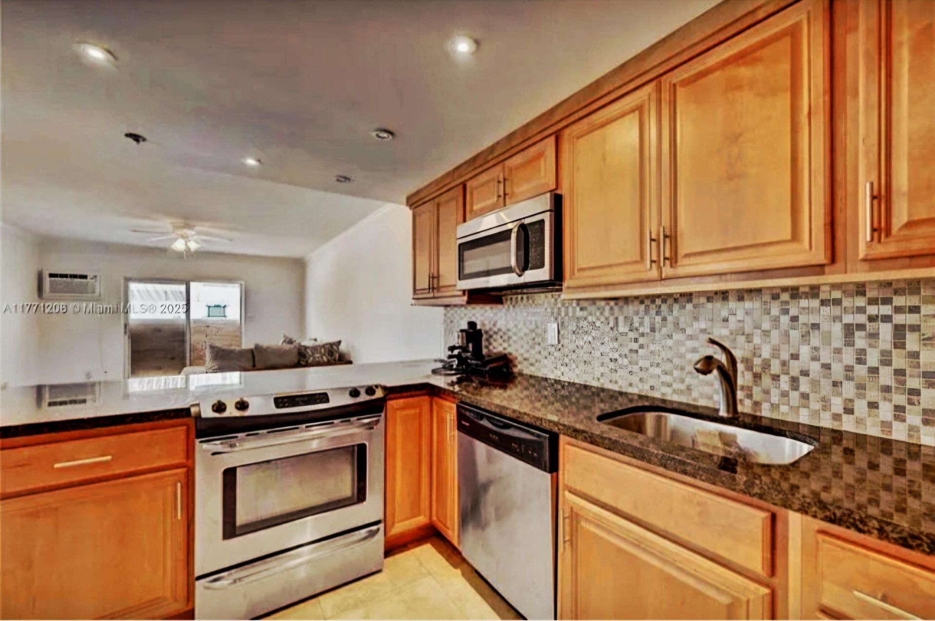200 S Birch Road, Unit 208, Fort Lauderdale, FL 33316 Photo