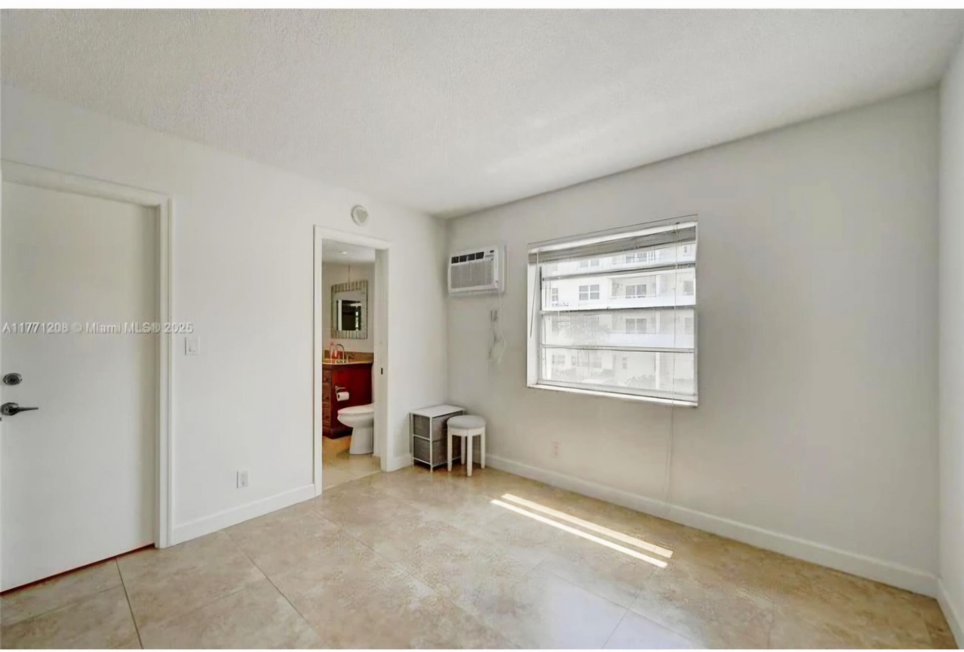 200 S Birch Road, Unit 208, Fort Lauderdale, FL 33316 Photo