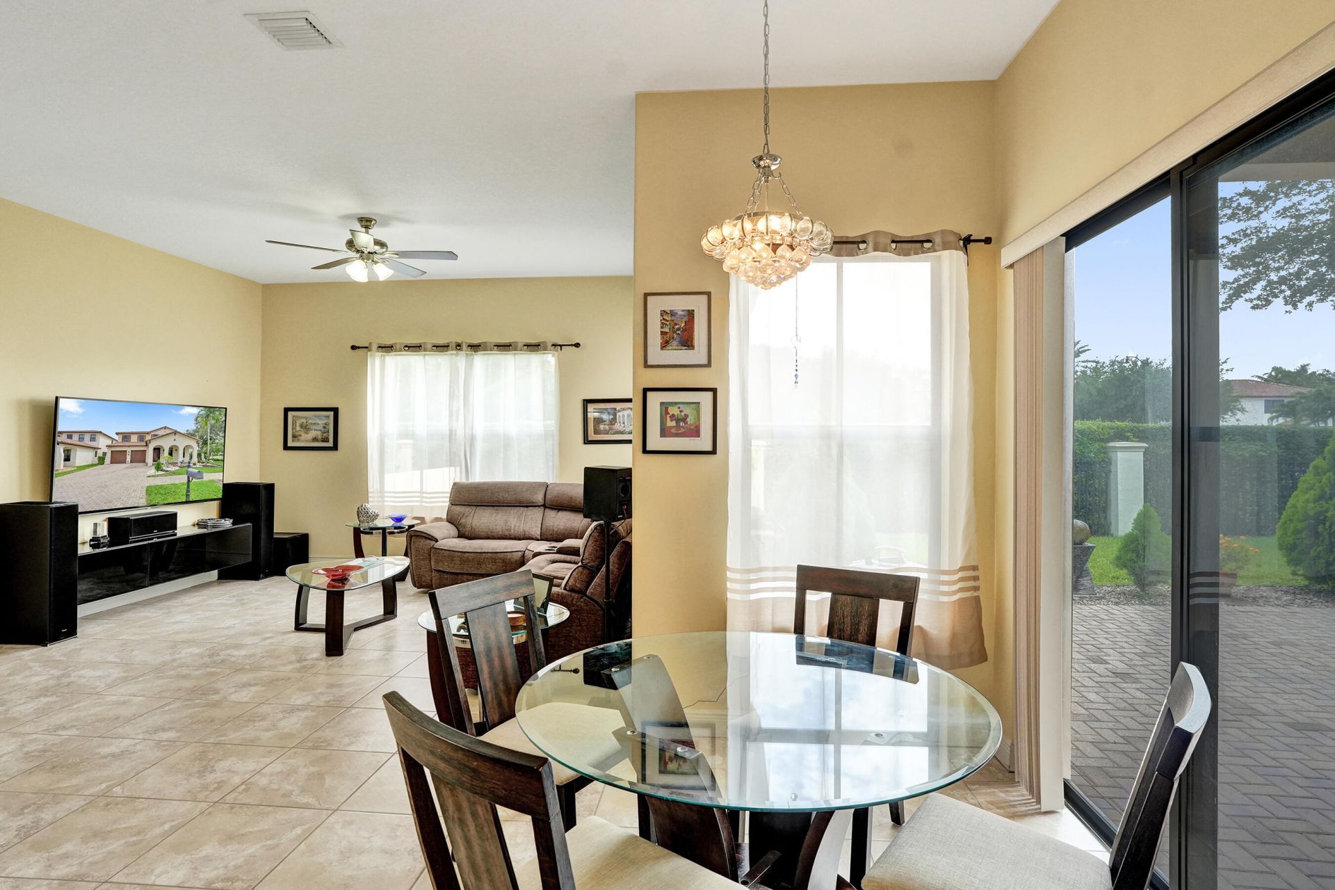 8541 NW 38th Street, Cooper City, FL 33024 Photo