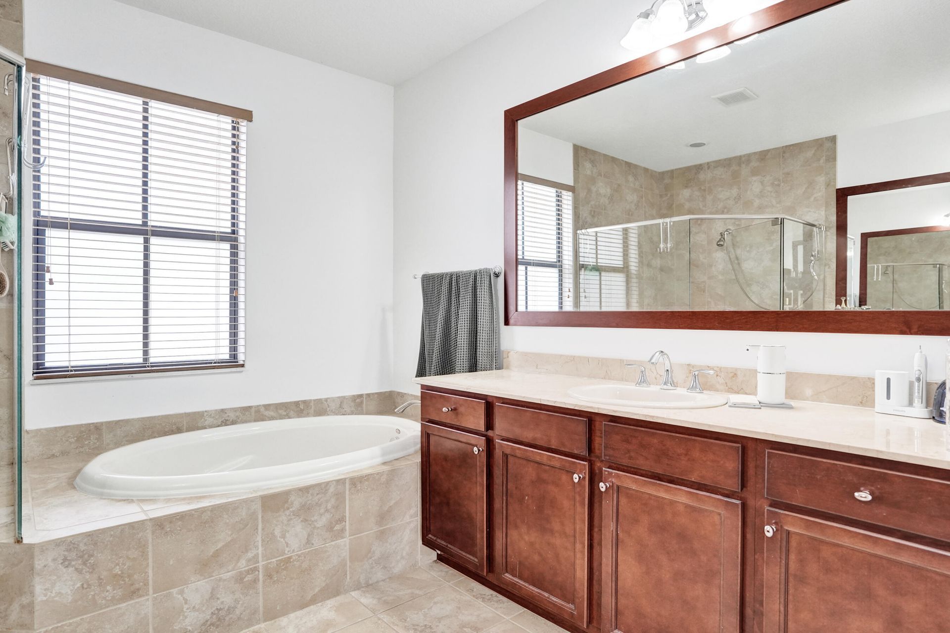 8541 NW 38th Street, Cooper City, FL 33024 Photo