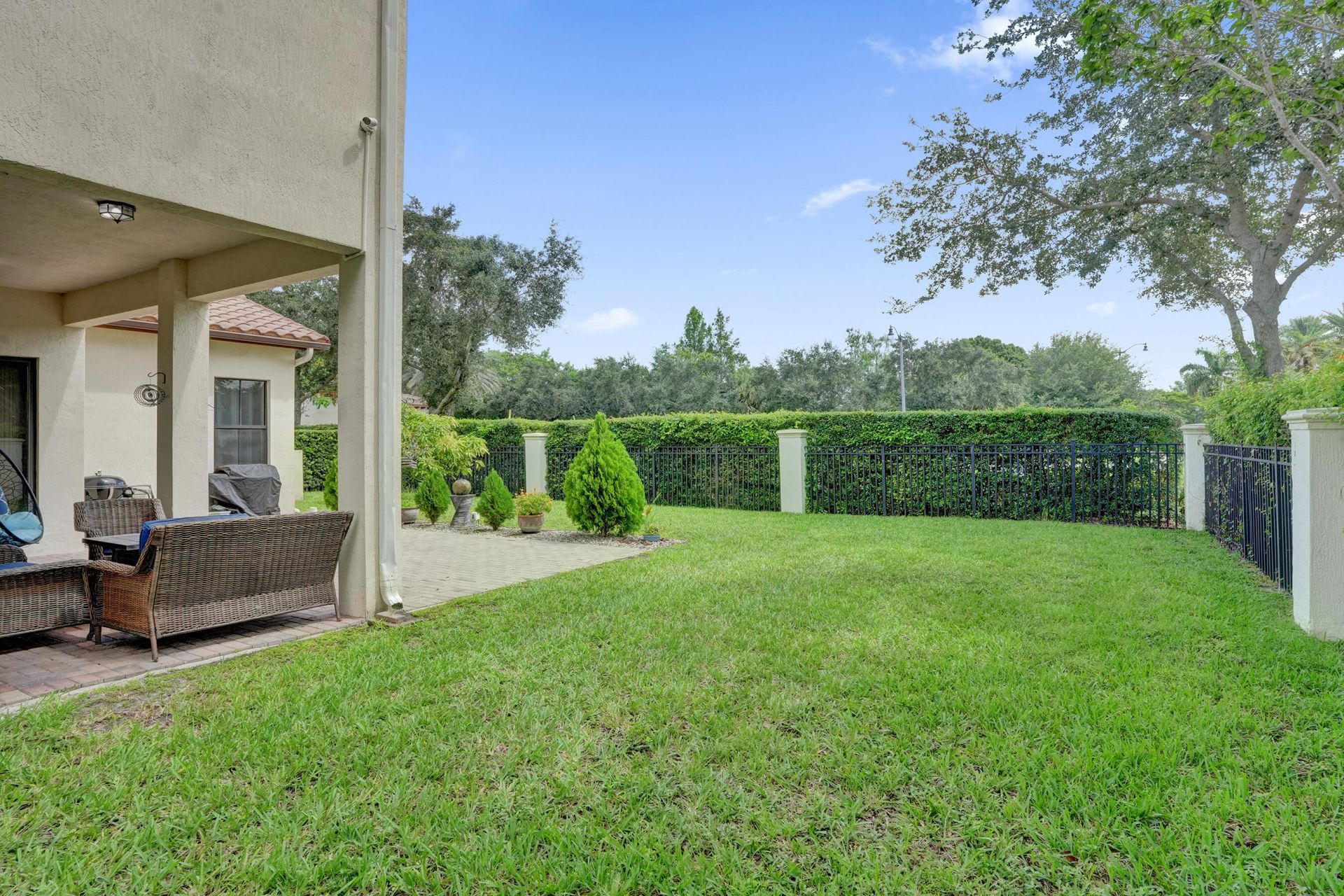 8541 NW 38th Street, Cooper City, FL 33024 Photo