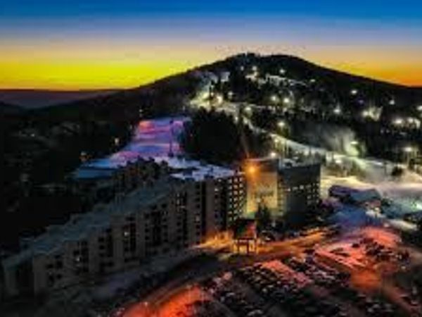 1112 Silver Creek, Snowshoe, WV 26209