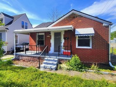 13505 Saint Andrews Avenue , Warren, MI 48089
