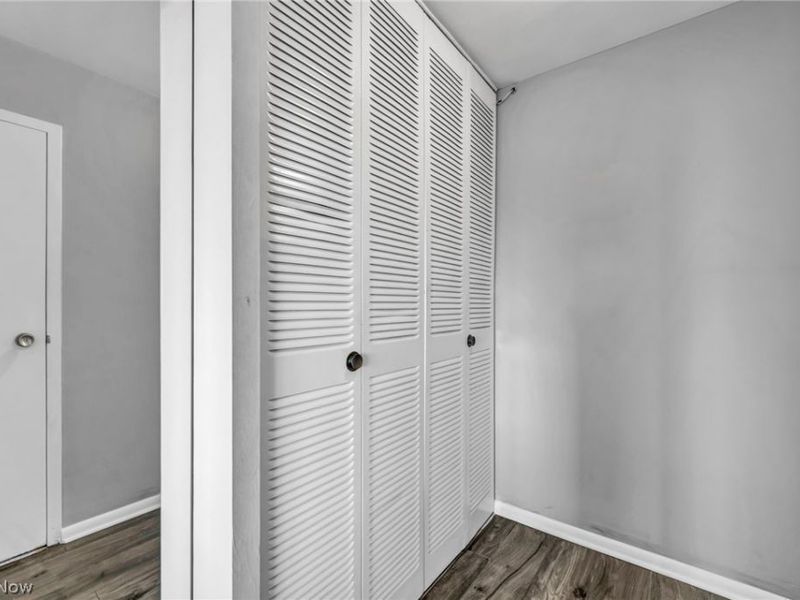 12520 Edgewater Drive, Unit 1106, Lakewood, OH 44107 Photo 29