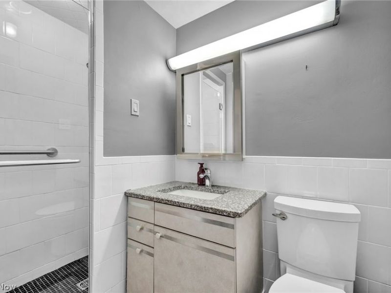 12520 Edgewater Drive, Unit 1106, Lakewood, OH 44107 Photo 30