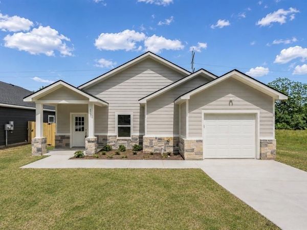 4526 Kolloch Drive, Dallas, TX 75216